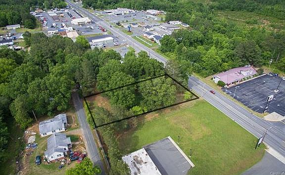 3rd image of 1447 Us Highway 52 N