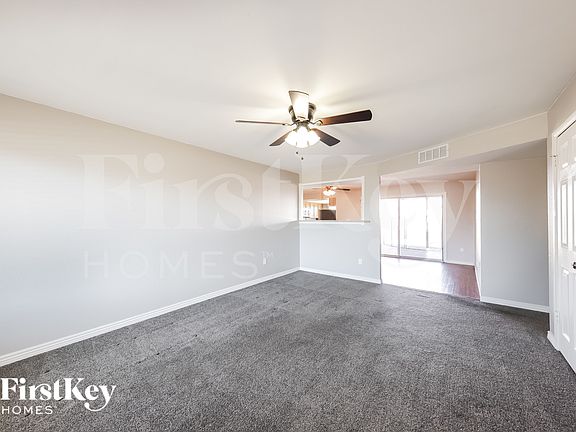 3rd image of 3526 W Voltaire Ave