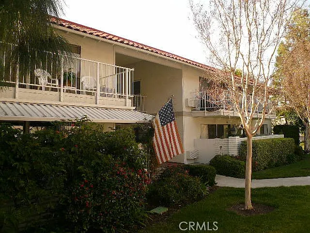 897 Ronda Sevilla #O — Photo 1