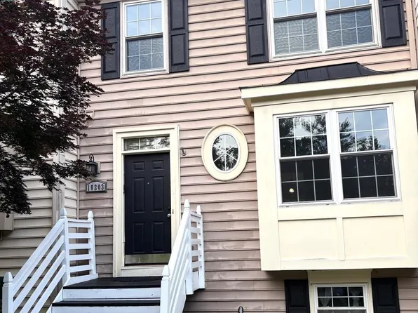 10203 Calypso Dr, Manassas, VA 20110