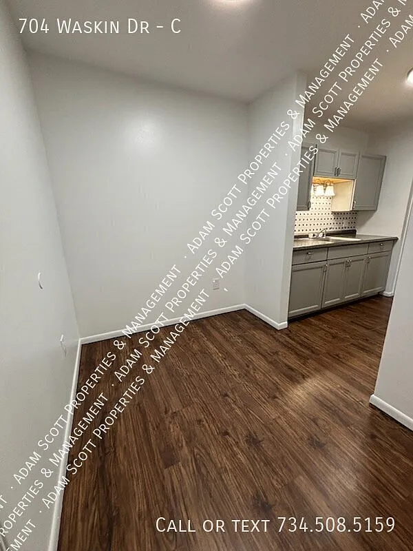 1 bed, 500 sqft, $995 — Photo 2