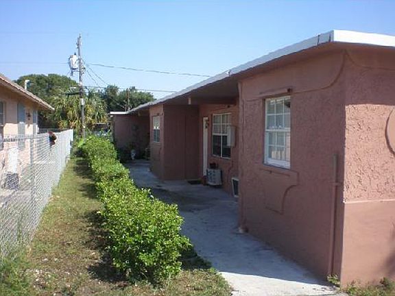 4th image of 1209 NW 2nd St