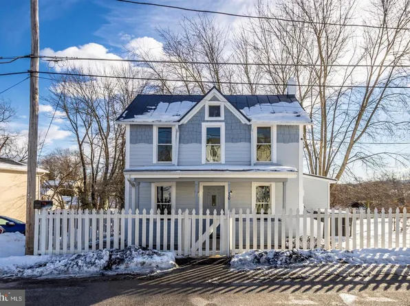 30 W J St, Brunswick, MD 21716