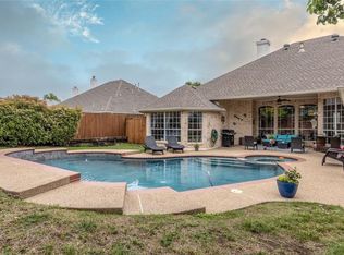 8125 Pecan Ridge Dr, North Richland Hills, TX 76182