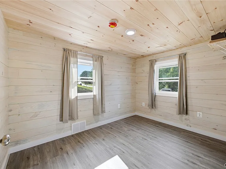 1255 County Route 9 — Photo 12