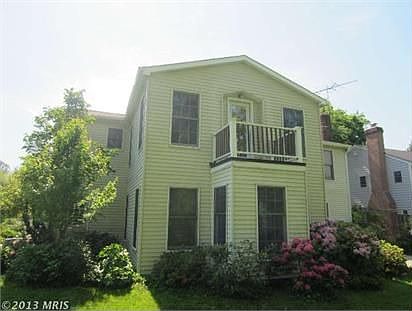 3rd image of 1751 East Ave
