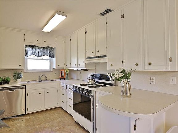 5th image of 1809 Jameson St