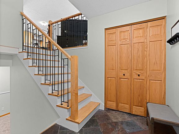 2nd image of 10359 Huntington Dr