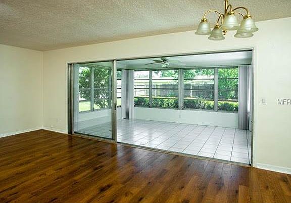 5th image of 1624 Leisure Dr