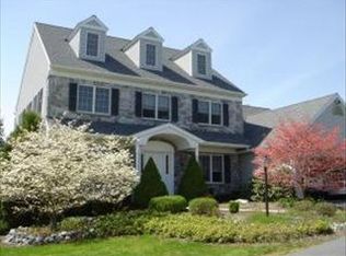 21 Buch Mill Rd, Lititz, PA 17543