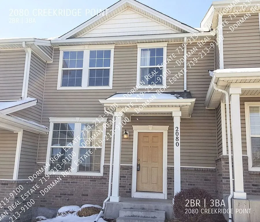 Cute and Cozy Townhome with 2 Separate Primary Suites and Central AC! — Photo 1