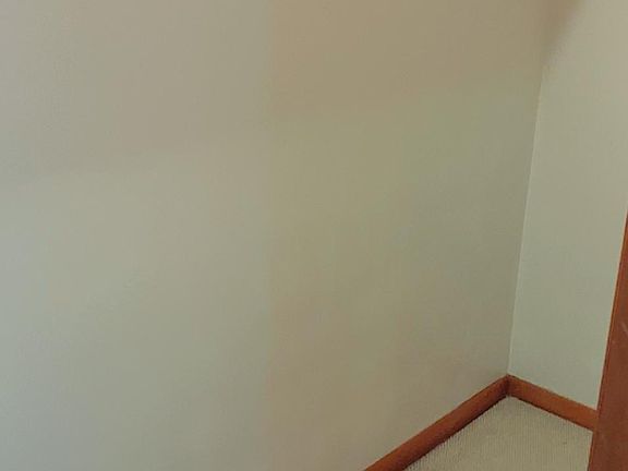 4th image of 808 Cook Ave #3