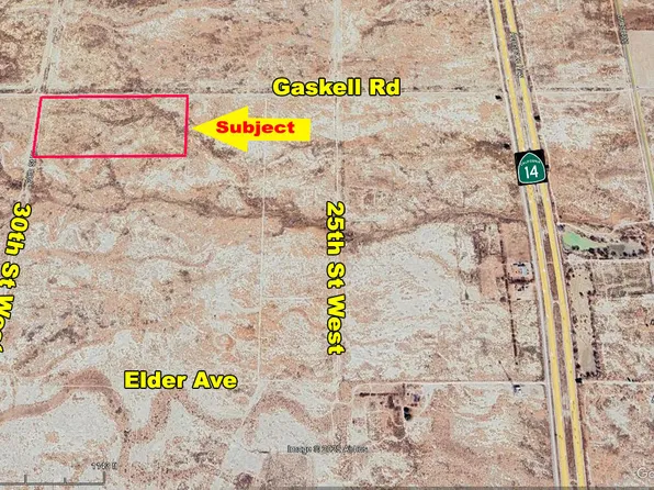 30th St W, Rosamond, CA 93560