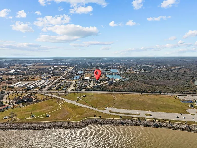 2727 E Bayshore Dr — Photo 3