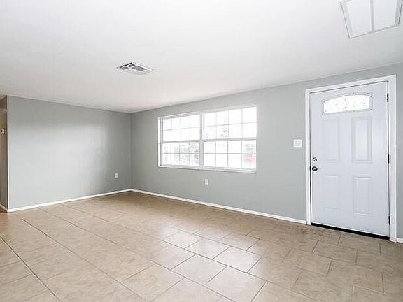 3rd image of 3531 Rosewater Dr