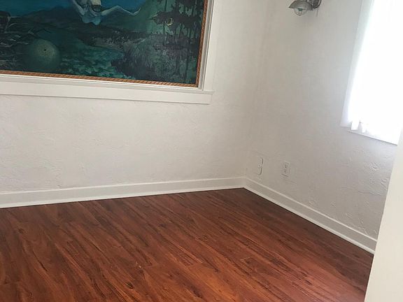 5th image of 3209 Alma Ave