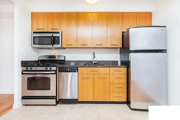 Rented by Astoria Property Services, LLC | media 17