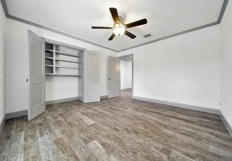 10042 Briar Forest Dr — Photo 44