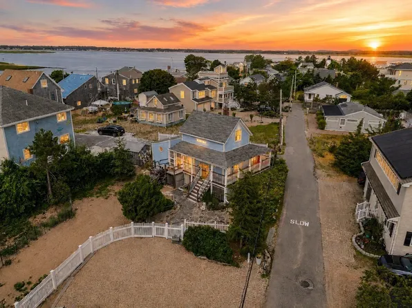 1 Barker St, Newburyport, MA 01950