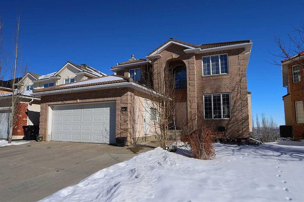 46 SW Hamptons Hts NW