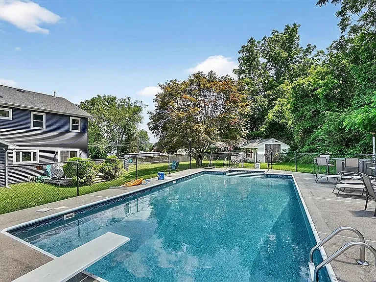 229 Orchard Dr — Photo 27