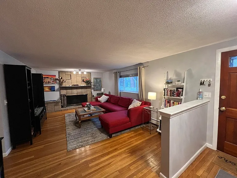 34 Grandview Ave #34 — Photo 11