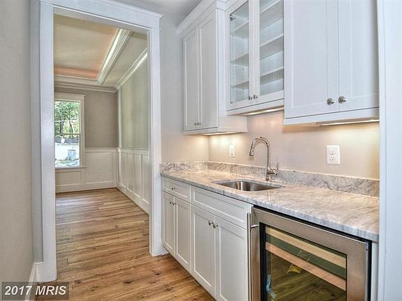 5th image of 503 Kramer Dr SE