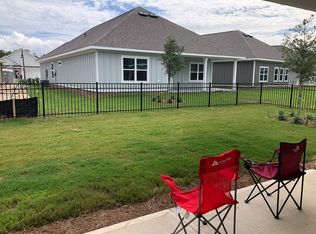 554 Lightning Bug Ln, Freeport, FL 32439