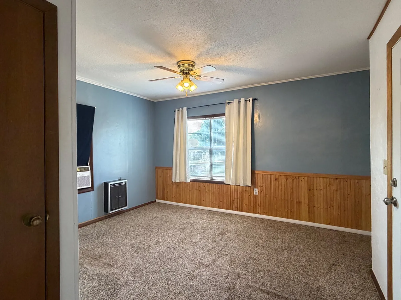 1 bed, 1.0 bath, 400 sqft, $600 — Photo 4