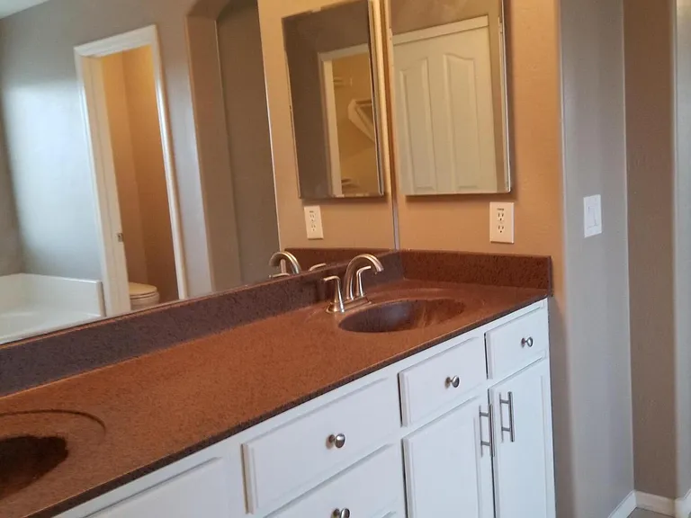 36554 W Alhambra St — Photo 6
