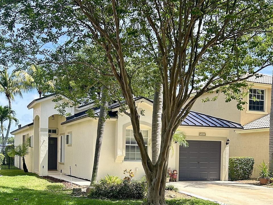 1st image of 4939 Pelican Street