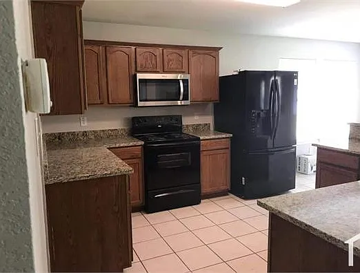2325 Hummingbird Way — Photo 10