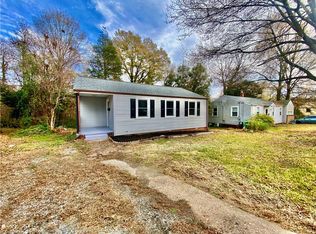 1318 Parkview Cir, Salisbury, NC 28144