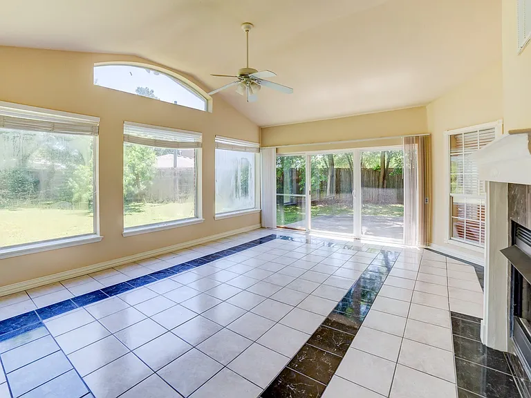 10119 S College Pl — Photo 34