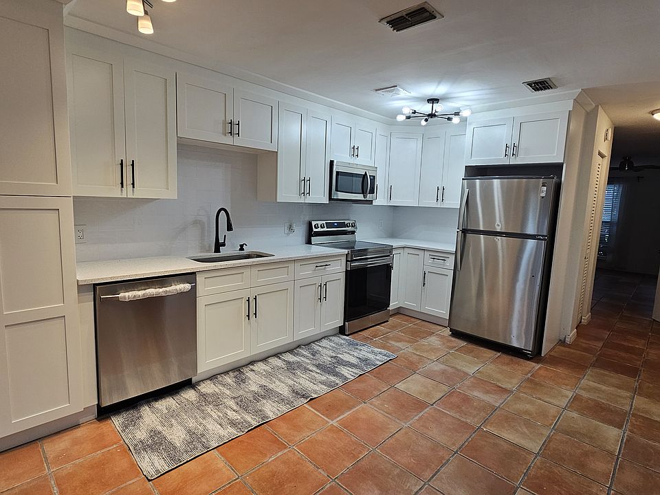 1st image of 11309 Stratton Park Dr