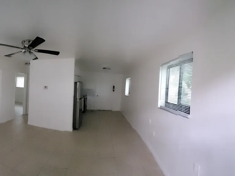 308 NW 5th Ter #1 — Photo 1