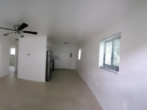 308 NW 5th Ter #1, Hallandale, FL 33009