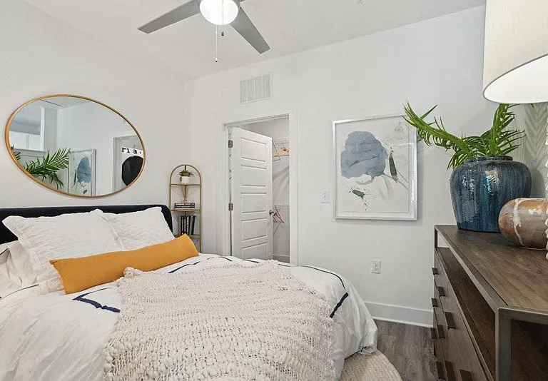 Link Apartments Montford — Photo 47