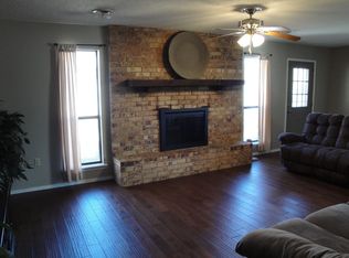 1852 E Briarcliff St, Fayetteville, AR 72703