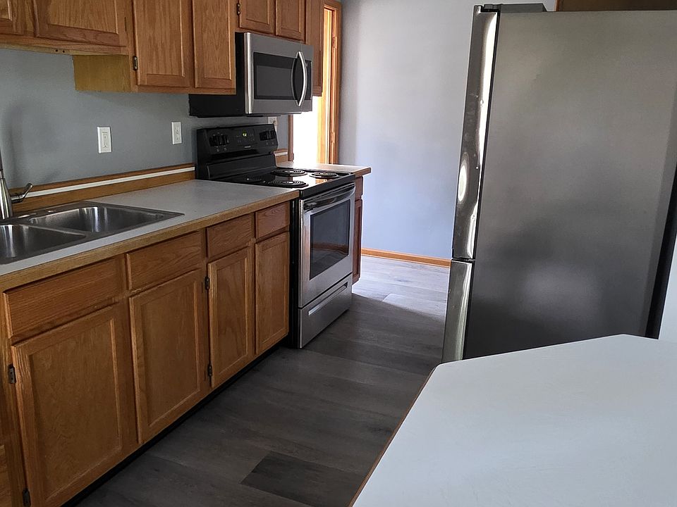 1st image of 612 Woodside Ln