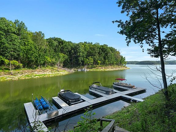 4th image of 494 Yates Lake Dr
