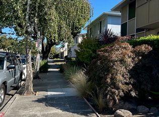 1131 Laguna Ave APT 1, Burlingame, CA 94010