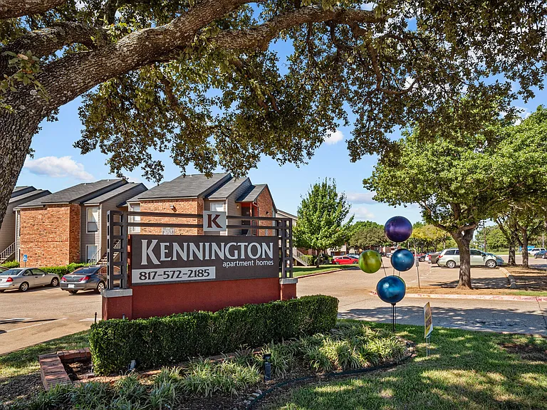 Kennington Apartments — Photo 28
