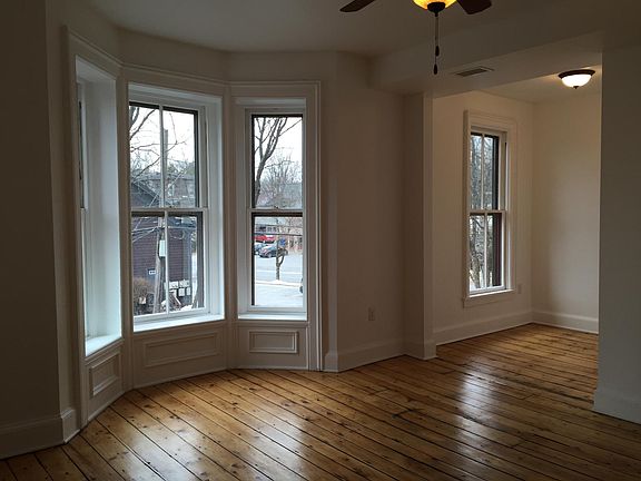 2nd image of 102 Woodlawn Ave #2F