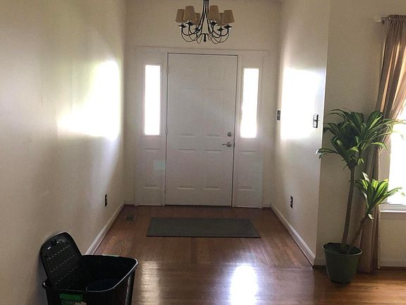 4th image of 113 Cane Cir