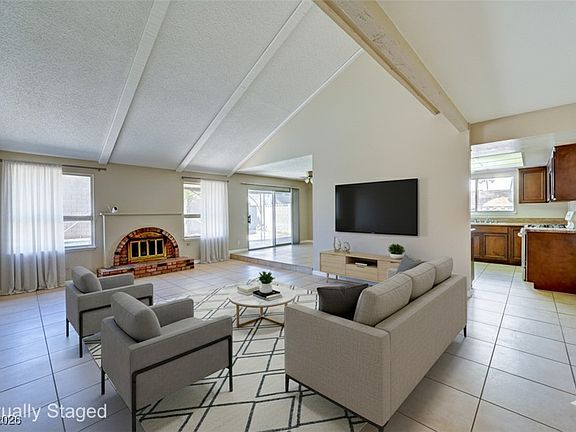 2nd image of 4329 Salamanca Cir
