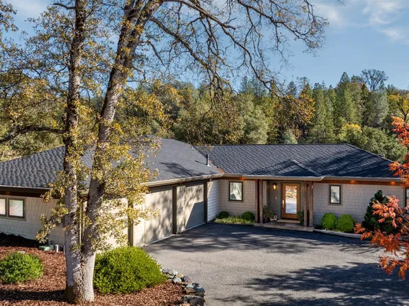 12980 Austin Forest Cir, Auburn, CA 95602