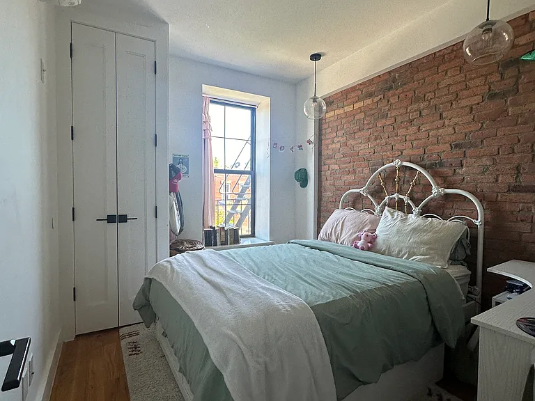1468 Fulton St #2R — Photo 8