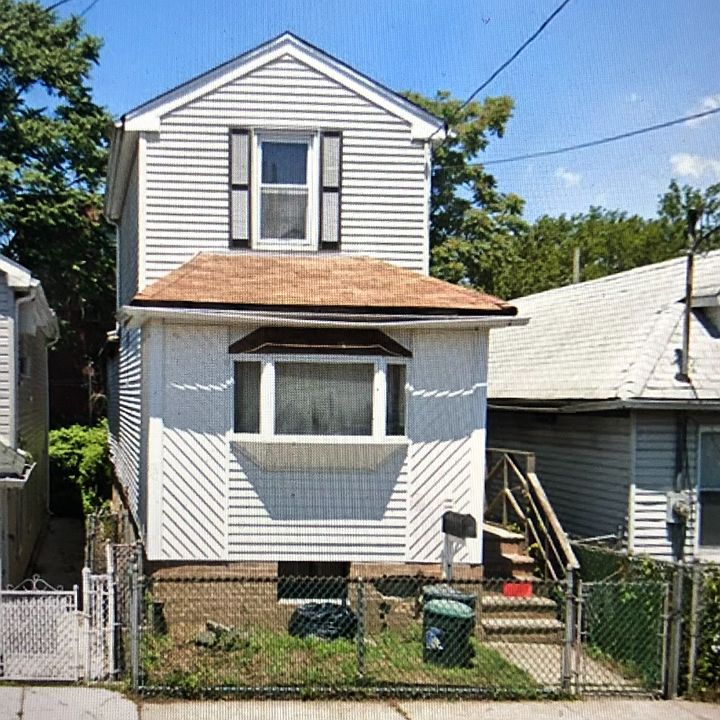 1st image of 10017 Avenue N