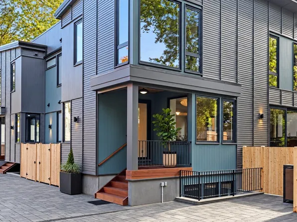 6 Holworthy Ter #6, Cambridge, MA 02138